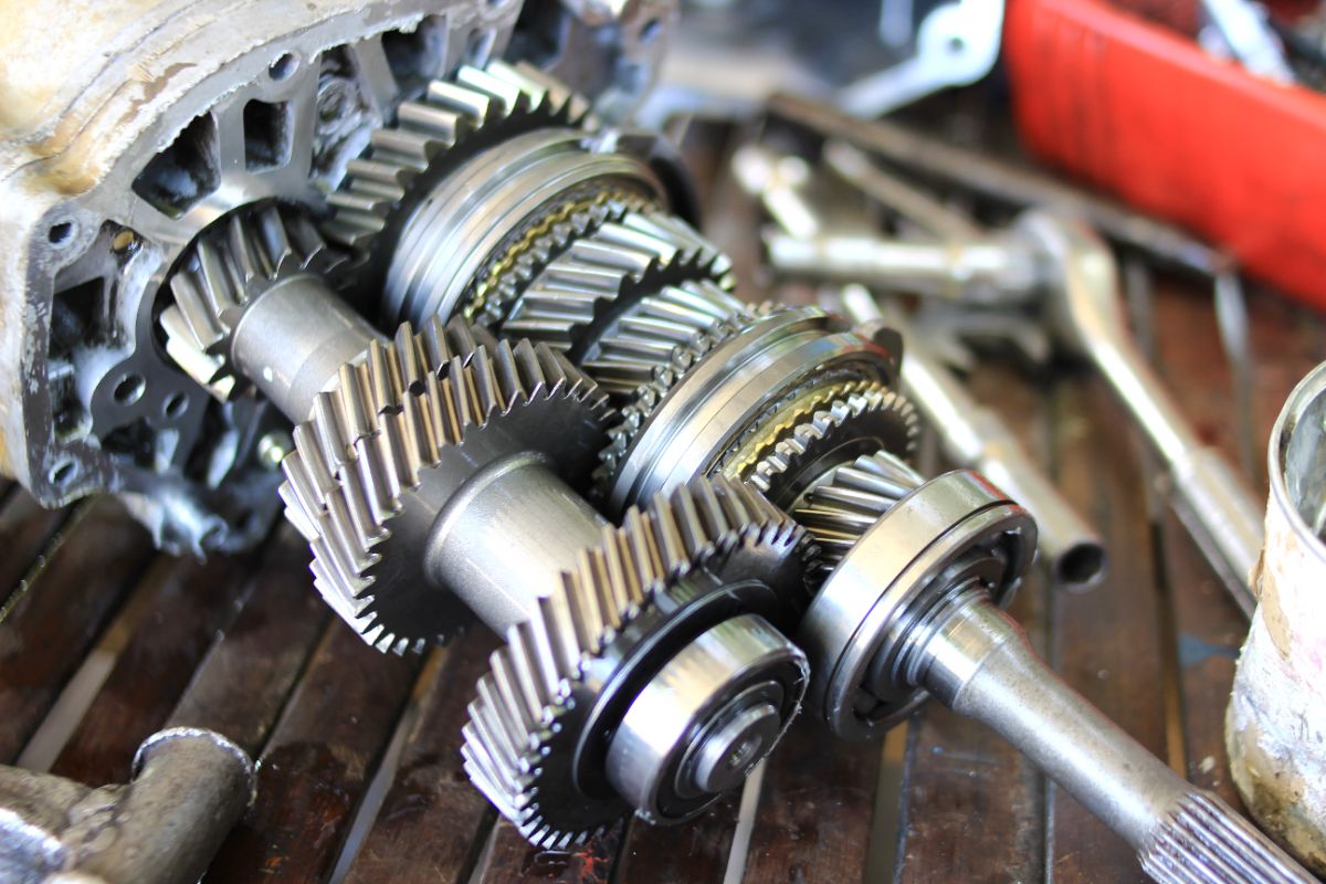 เปรียบเทียบความต่างระหว่างน้ำมันเกียร์ออโต้และน้ำมันเกียร์ CVT